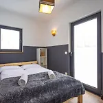 Dom wakacyjny Dom Z Balią, Stara Morawa, Myweekpl Stara Morawa