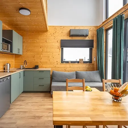 Przystanek Pedziwiatra Z Balia, Myweek