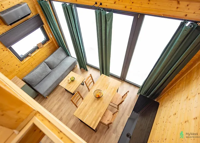 Przystanek Pedziwiatra Z Balia, Myweek * Stara Morawa