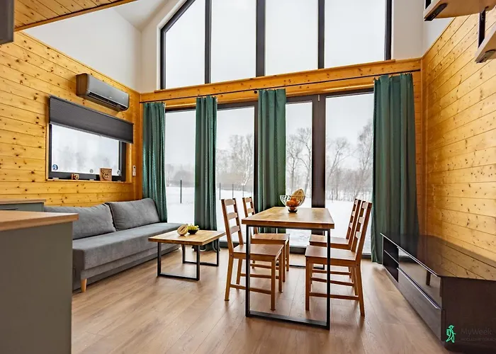 Przystanek Pedziwiatra Z Balia, Myweek * Stara Morawa