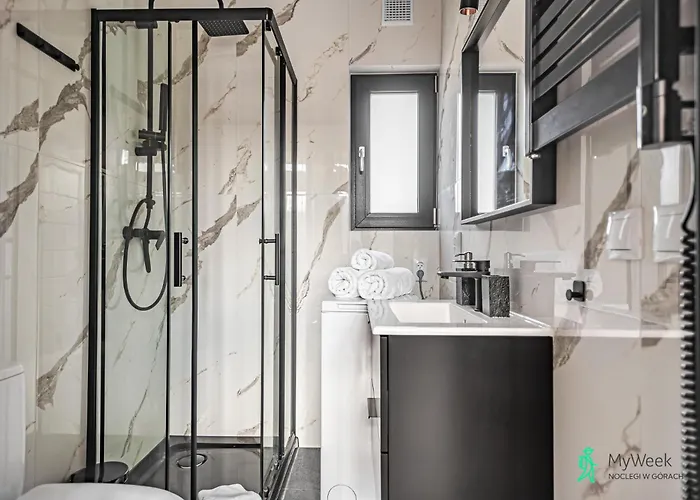 Przystanek Pedziwiatra Z Balia, Myweek 펜션 Stara Morawa