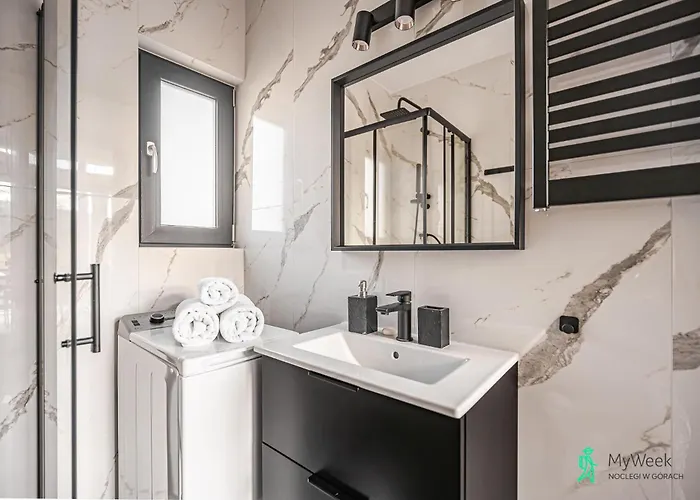 Przystanek Pedziwiatra Z Balia, Myweek 펜션 Stara Morawa